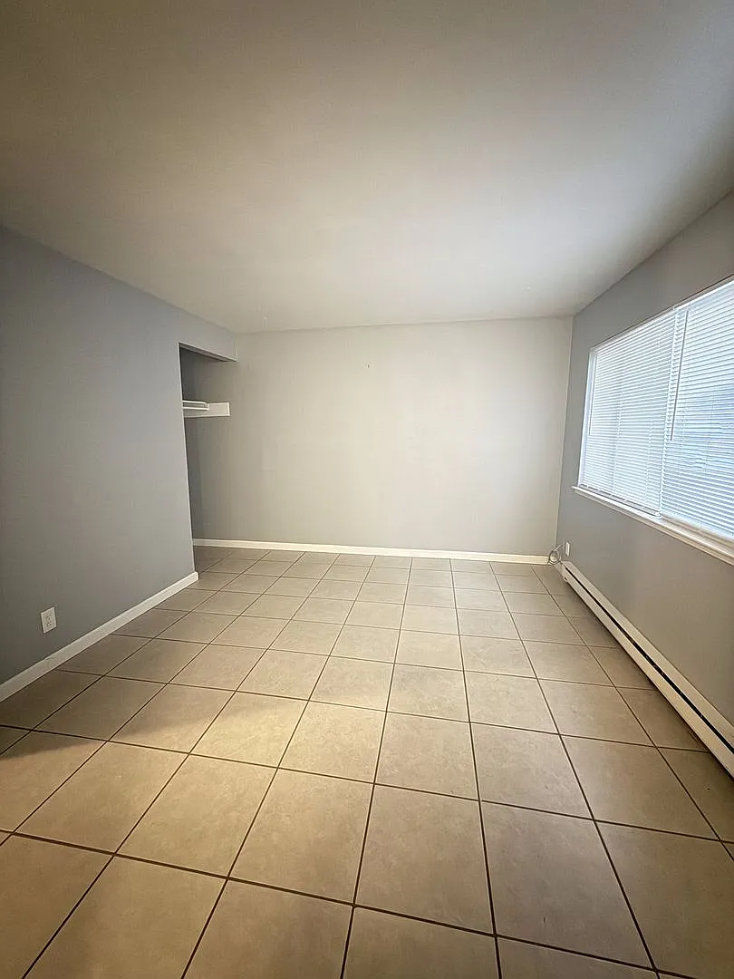 Camellia Court Village (3RE2) — Photo 4