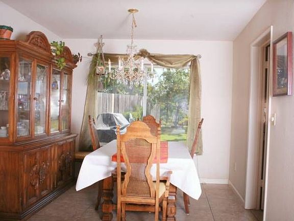 Formal dining room