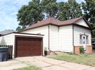 311 1st Ave NE, Mandan, ND 58554