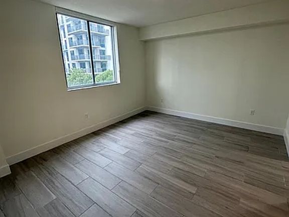 3rd image of 1005 NW 7th Ave #202