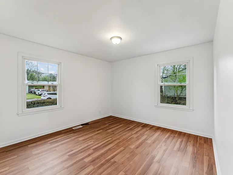 417 Price Dr — Photo 25