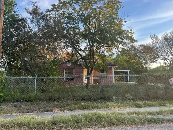 318 McNarney St, San Antonio, TX 78211