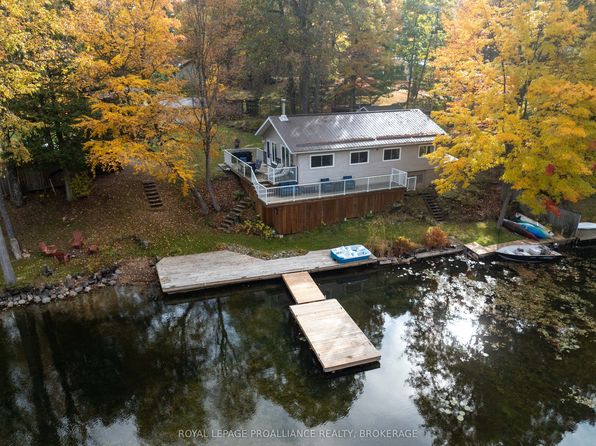 6868 Smith Ln, South Frontenac, ON K0H 2L0