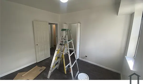 5537 W Washington Blvd — Photo 3