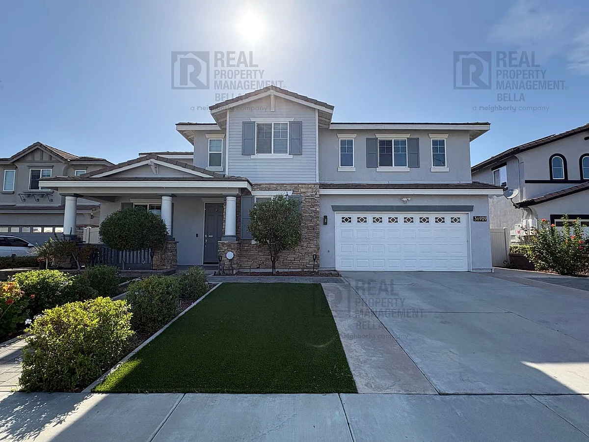 Building Photo - 36909 Wax Myrtle Pl