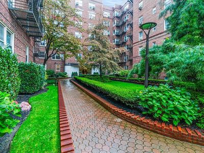 6861 Yellowstone Blvd APT 508, Flushing, NY, 11375