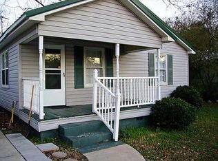 106 Fox St, Calhoun, GA 30701