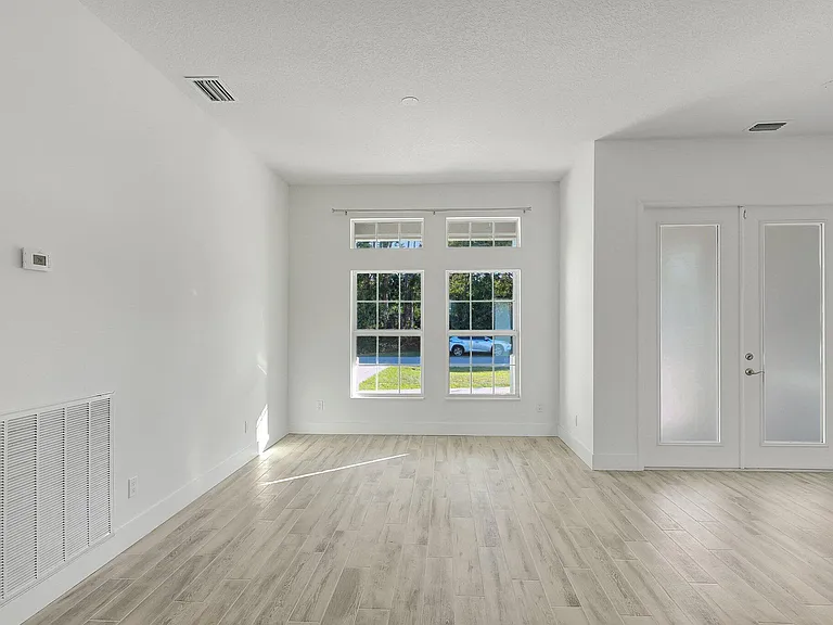 1791 SW Effland Ave — Photo 18