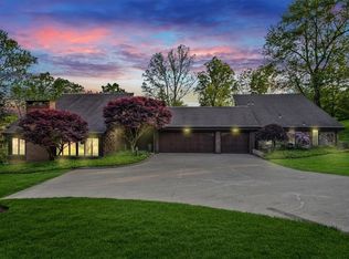 104 Lamar Rd, Pittsburgh, PA 15241