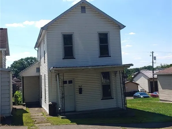 307 N 3rd St, Dennison, OH 44621