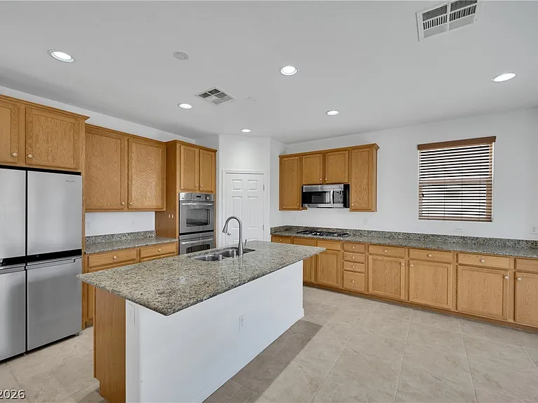 3067 Varenna Ridge Ave — Photo 8