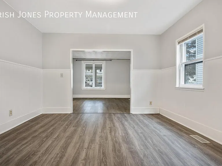 50 Ryan St #1 — Photo 12