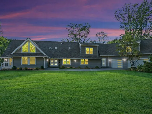 10900 Hunter Station Rd, Vienna, VA 22181