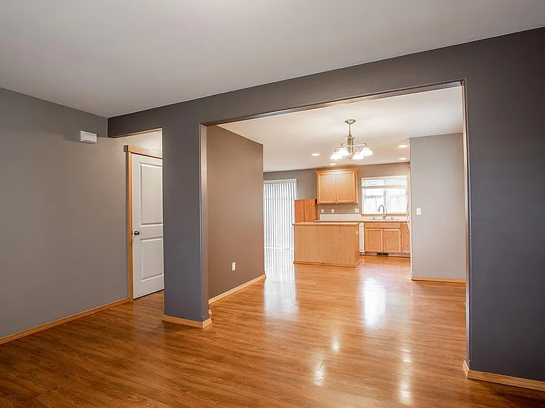 11325 22nd St SE — Photo 7