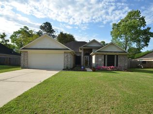 1011 S Diamondhead Blvd, Crosby, TX 77532