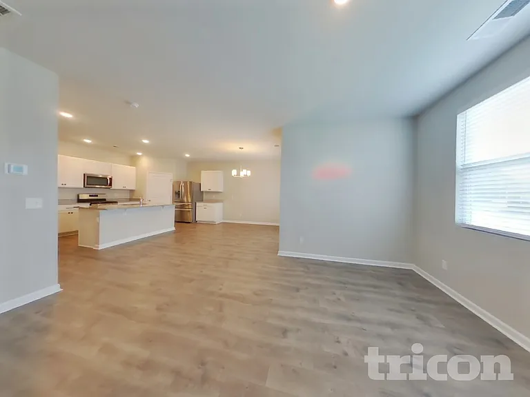 2028 Tate Farm Ln — Photo 3