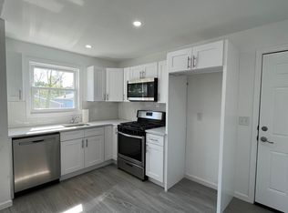 21 Freedom Pl #1, Jersey City, NJ 07305