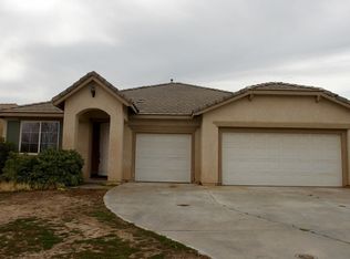 13513 Somerset St, Hesperia, CA 92344
