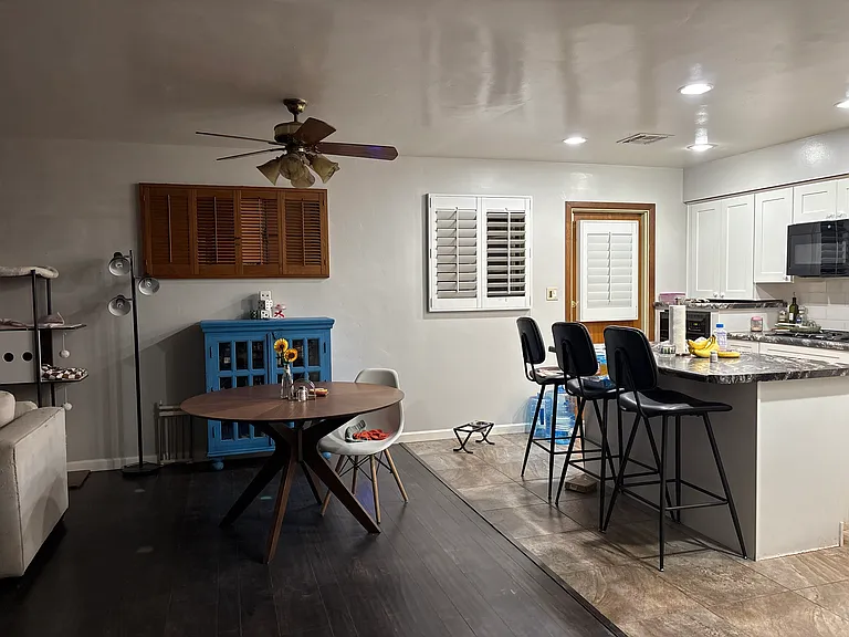 2027 W Montebello Ave — Photo 10