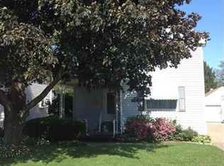728 Harbor St, Conneaut, OH 44030