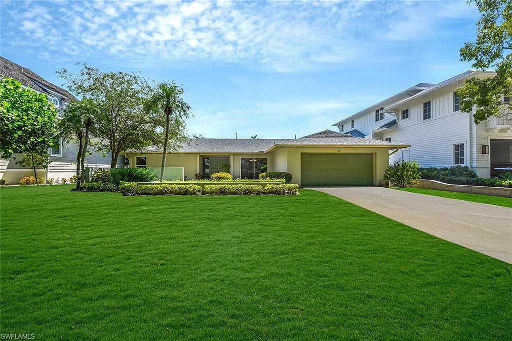 3 bed, 2.0 bath, 2097 sqft, $24,000 — Photo 1