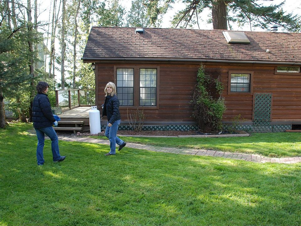2nd image of 3505 Robertson Rd