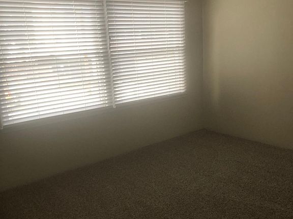 4th image of 1303 Whipple Ave #1303