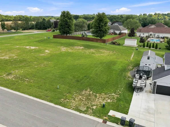 306 Renee Ave, Albion, IN 46701