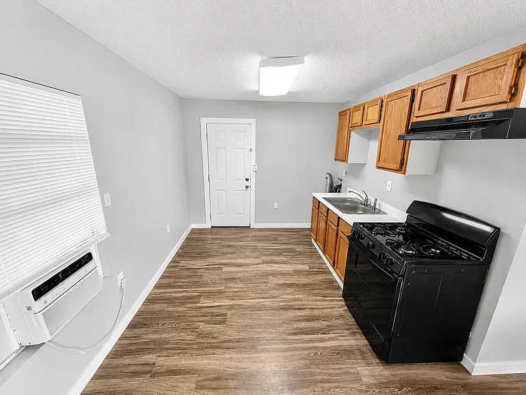 2714 Kavasar Dr — Photo 12