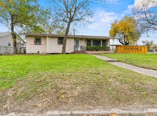 180 Sweetbriar Ave, San Antonio, TX 78228