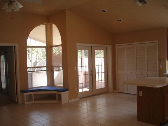 3rd image of 1062 Kelsey Ave