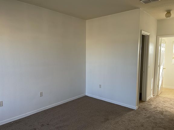 2nd image of 830 Fraser Dr
