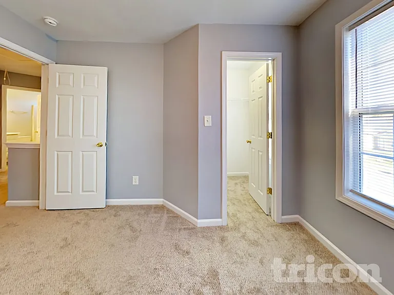 3014 Great Falls Dr — Photo 12