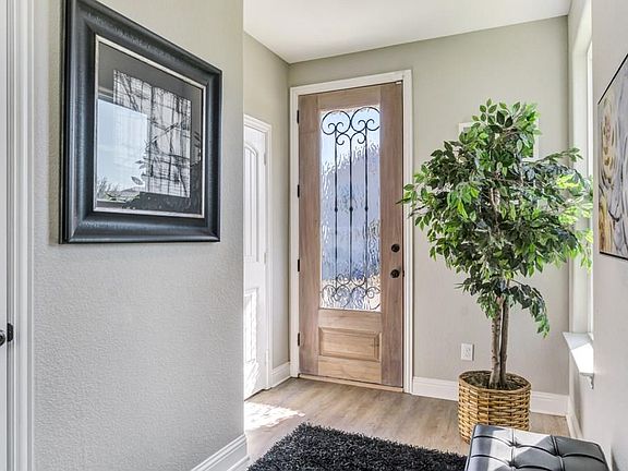 4th image of 5241 Lake Terrace Ct