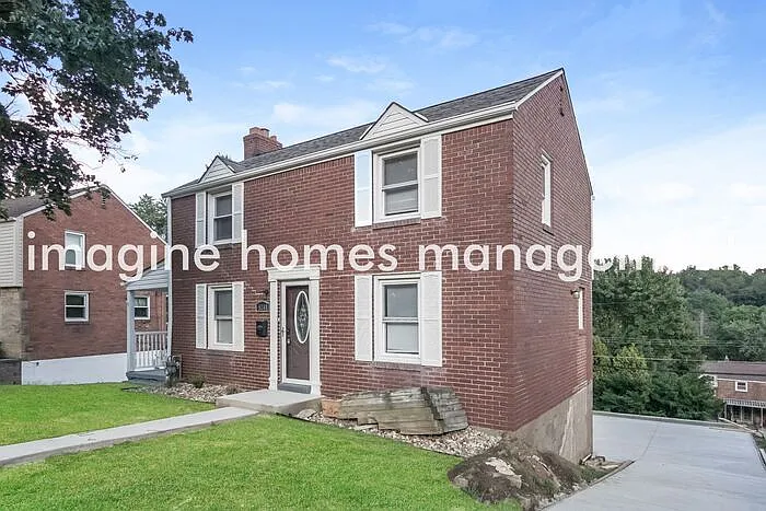 5241 Greenridge Dr — Photo 2