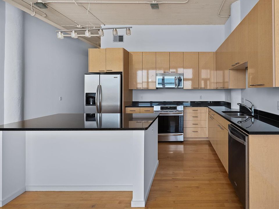 1st image of 290 Market St Unit 505
