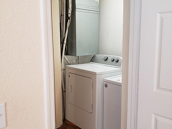 5th image of 13703 N Richmond Park Dr #2103