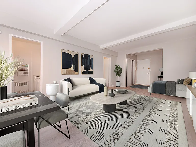 30 E 37th St #2D — Photo 3