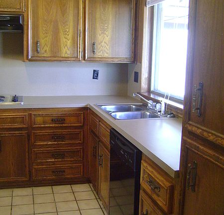 3rd image of 1805 Standridge St