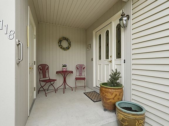 4th image of 118 Pine Grove Dr #118