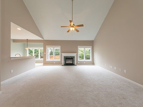 5th image of 3736 Cherry Walk