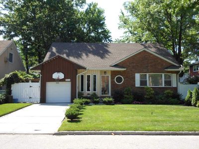 19312 85th Rd, Hollis, NY, 11423