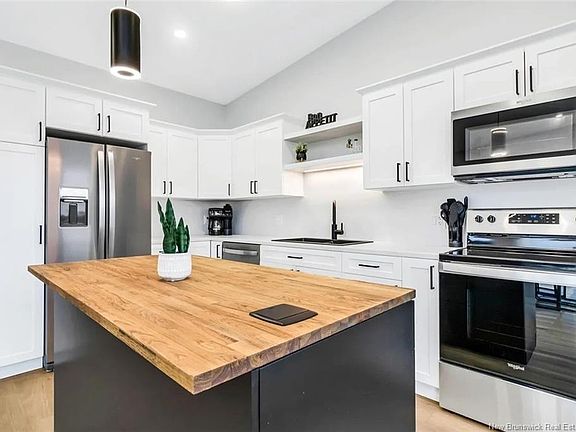 4th image of 99 York St #97