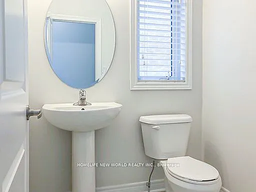 77 Brookfam St — Photo 4
