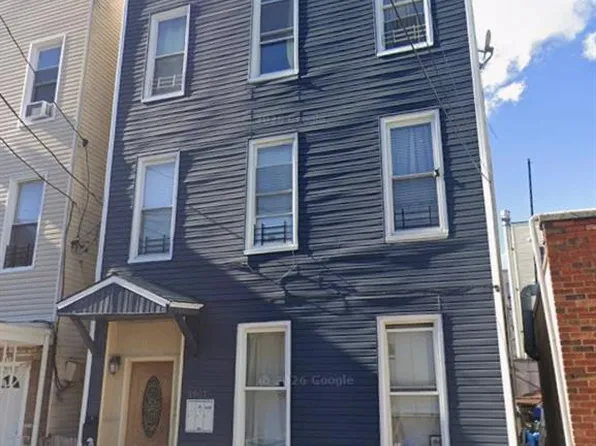 3907 Hudson Ave, Union City, NJ 07087