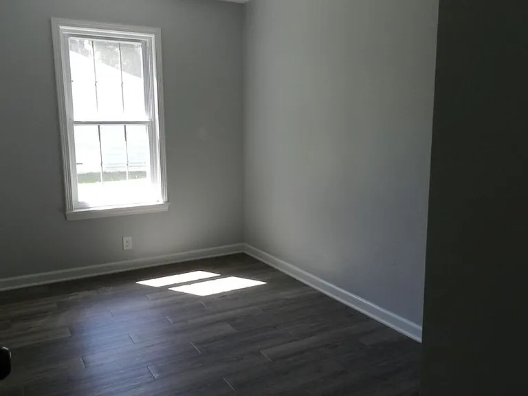 204 Dyer St — Photo 14