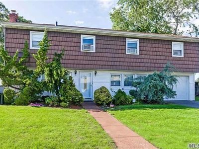 2525 Legion St, Bellmore, NY, 11710