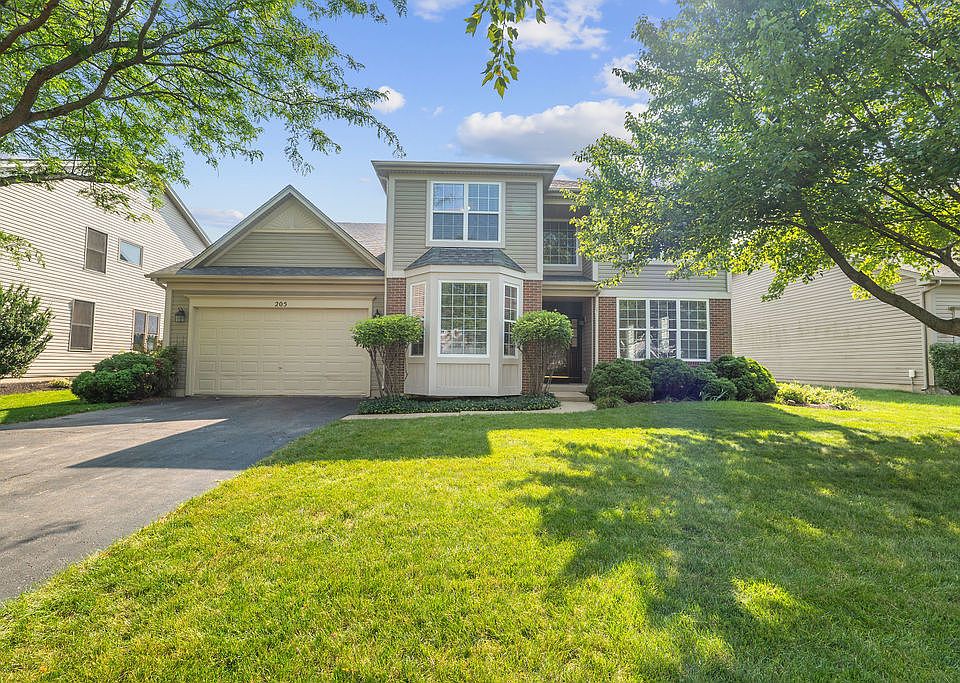 1st image of 205 Somerset Dr