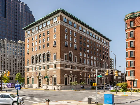 350 N Meridian St Unit 907, Indianapolis, IN 46204