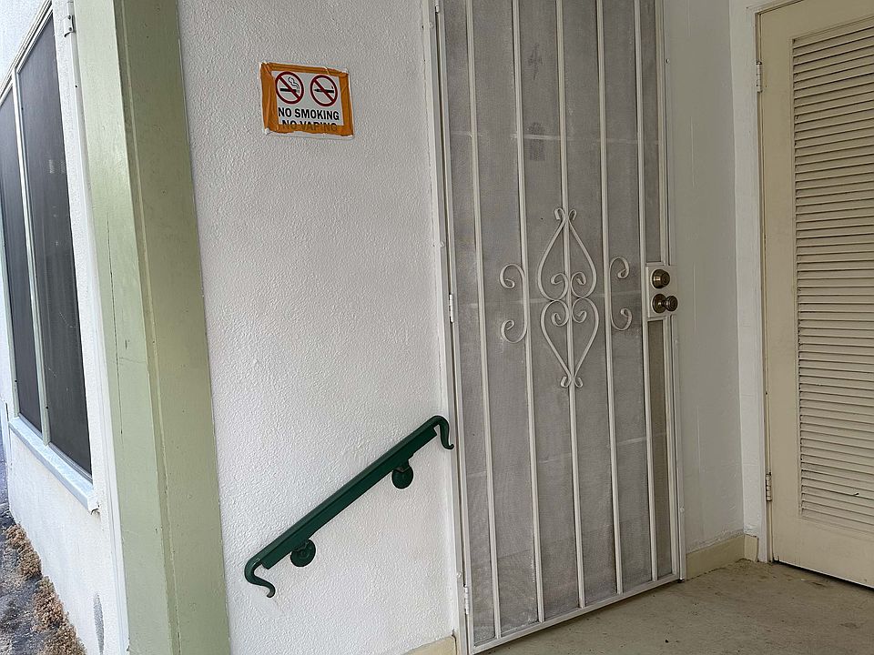 2nd image of 1229 Larrabee St APT 7